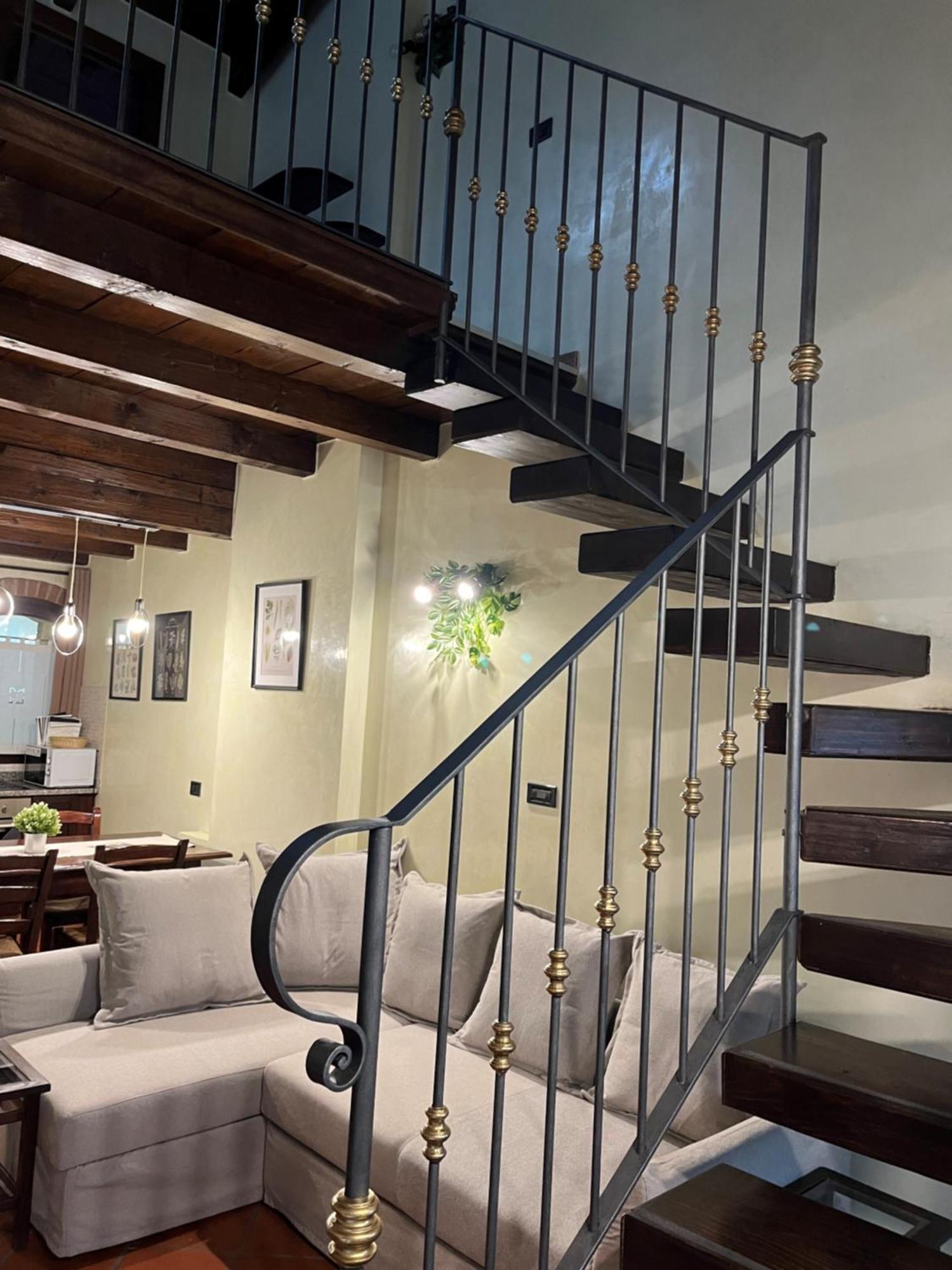 מילאנו Bilocale Dafne Abbadesse Guest House מראה חיצוני תמונה